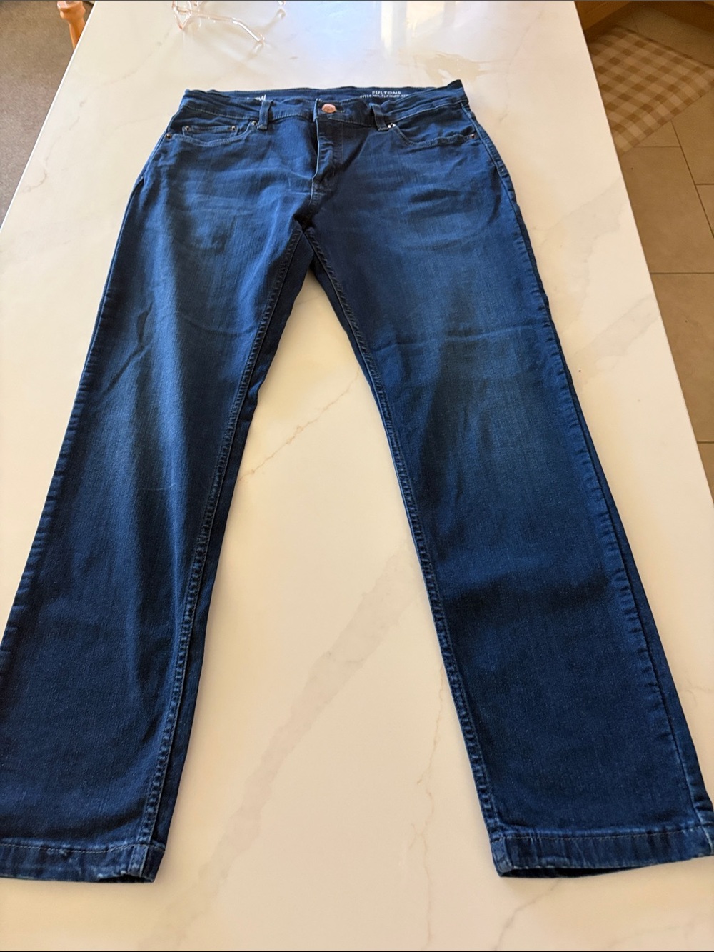 Men's Straight-Leg Jeans in Dark Blue